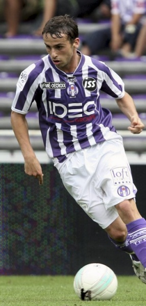 Fichier:TFC Bonnet6.jpg